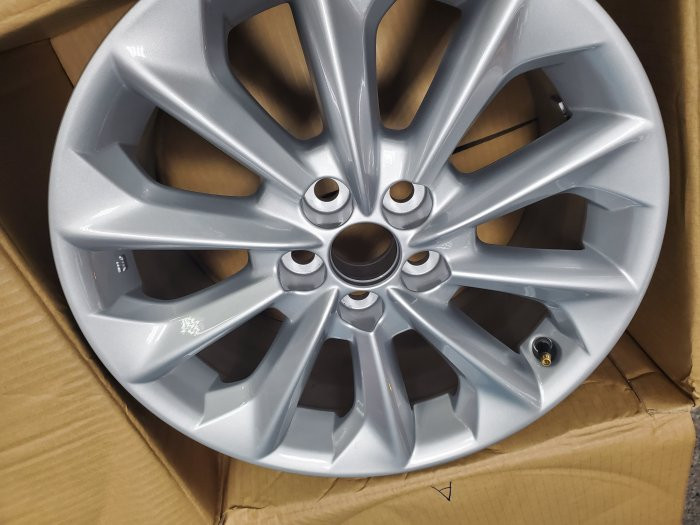 TOYOTA  2019~2022 ALTIS 12代 十二代原廠16吋鋁圈極新